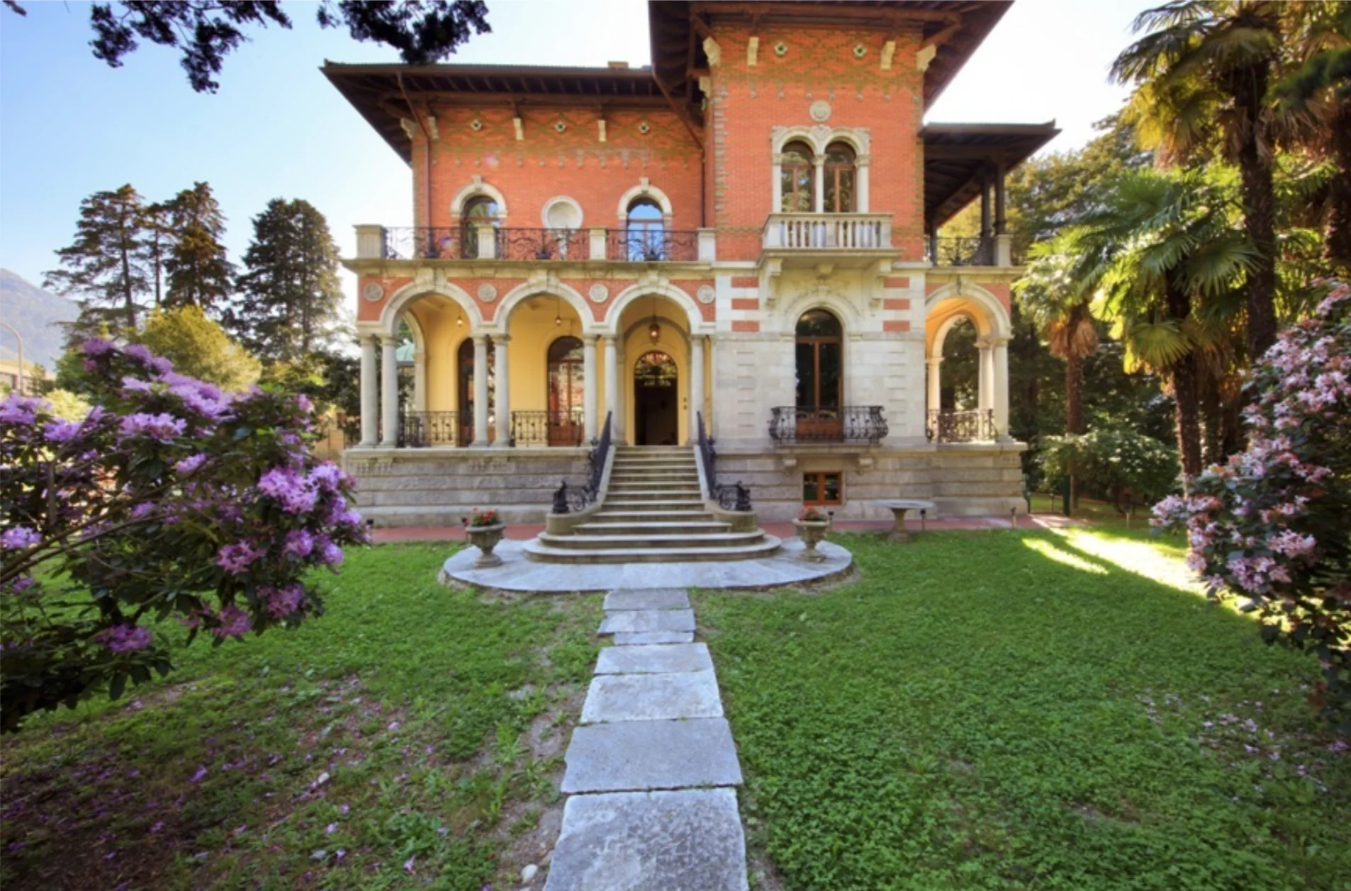 Facciata della dimora a Bellinzona
